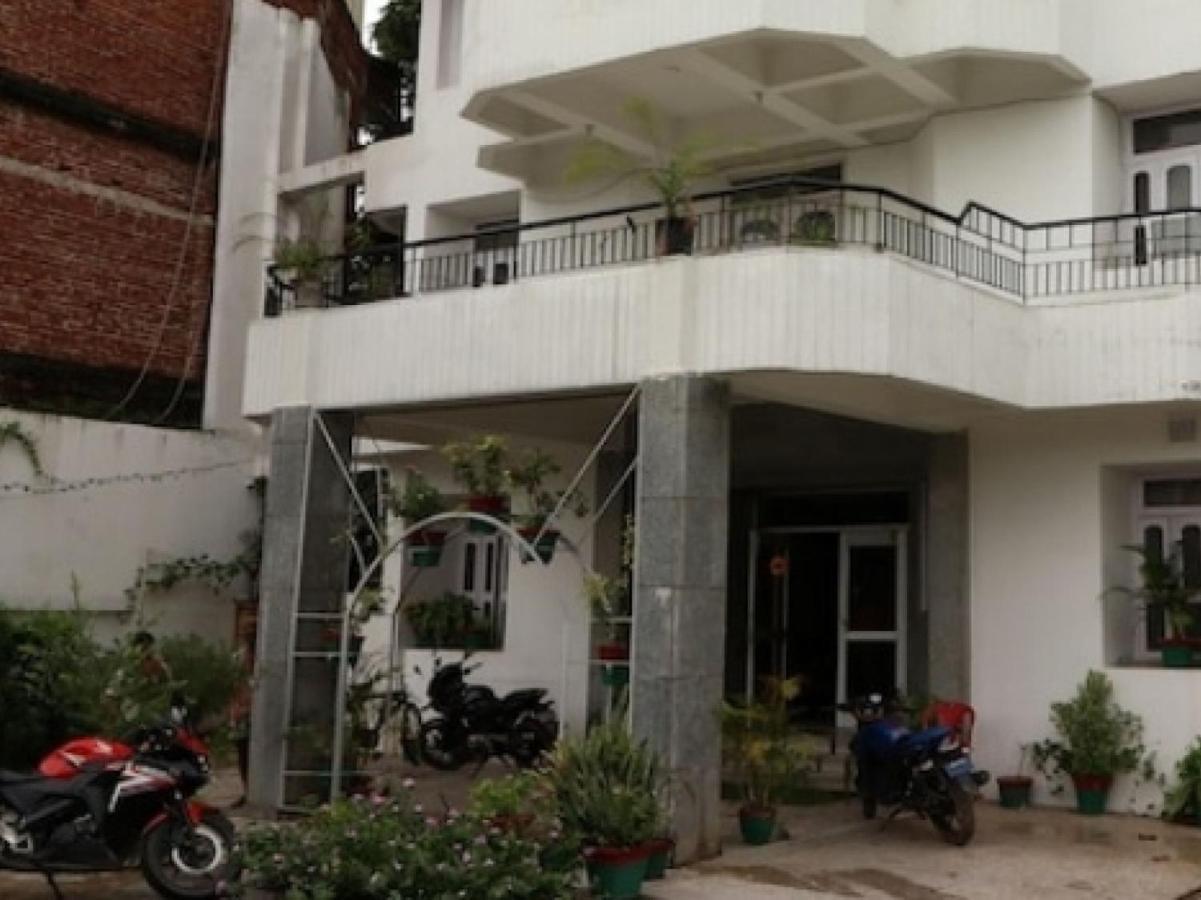 Oyo 80830 Hotel Buddha International พุทธคยา ภายนอก รูปภาพ