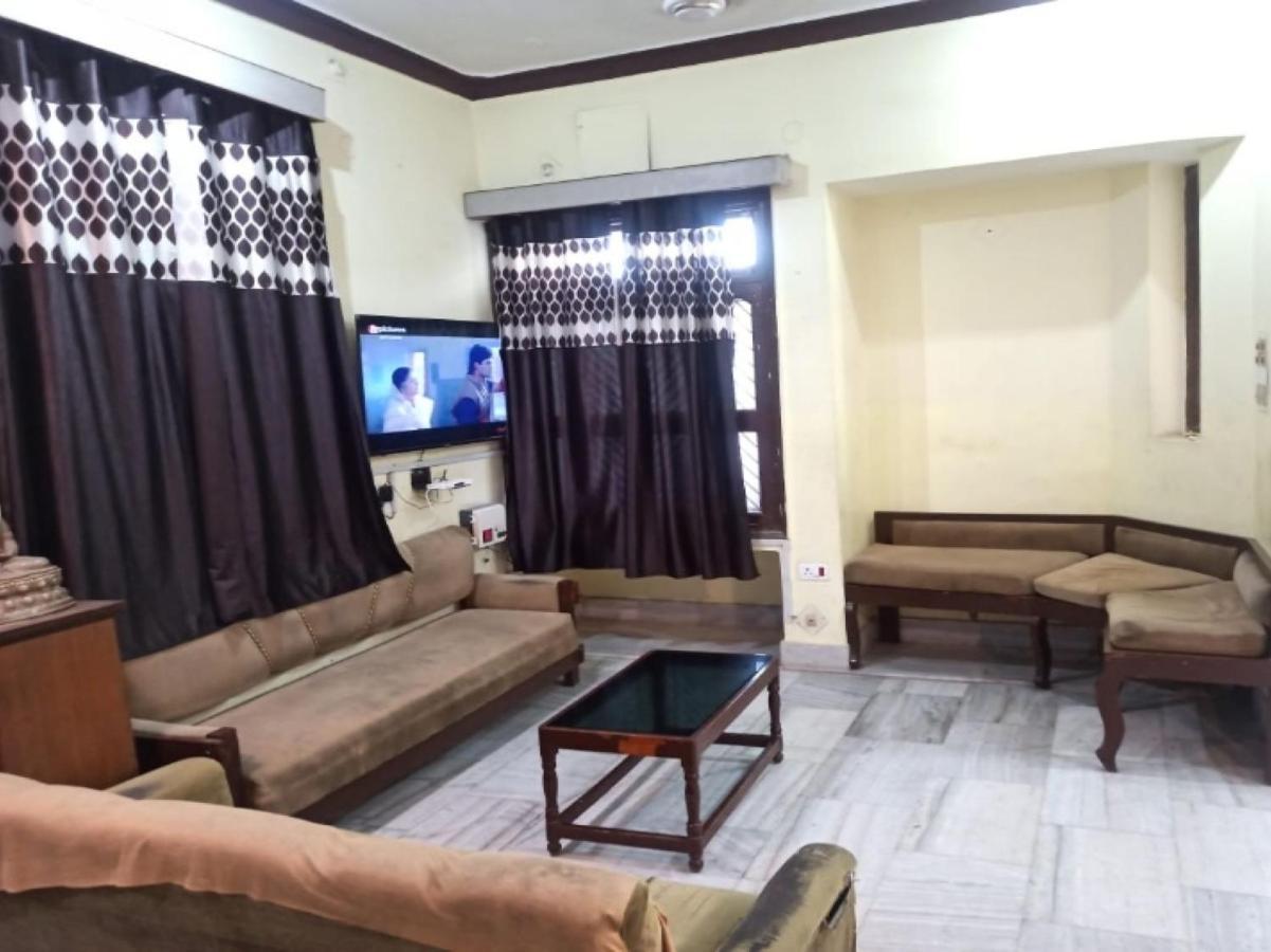 Oyo 80830 Hotel Buddha International พุทธคยา ภายนอก รูปภาพ